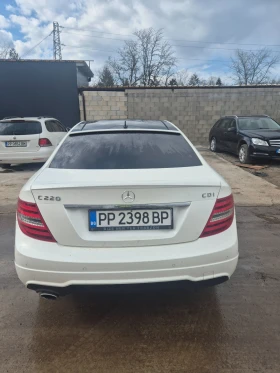 Mercedes-Benz C 220, снимка 12