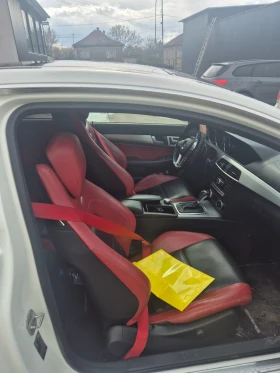 Mercedes-Benz C 220, снимка 14