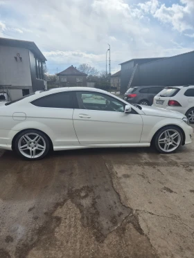 Mercedes-Benz C 220, снимка 16