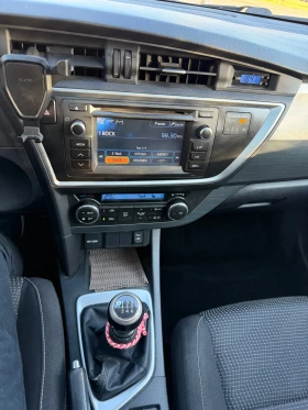Toyota Auris 1.3, снимка 10