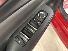 Toyota Prius XLE hatchback, снимка 17