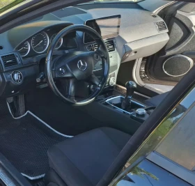 Mercedes-Benz C 220, снимка 10
