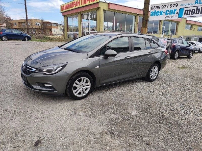 Opel Astra Bisnes Clas , снимка 10 - Автомобили и джипове - 40282640