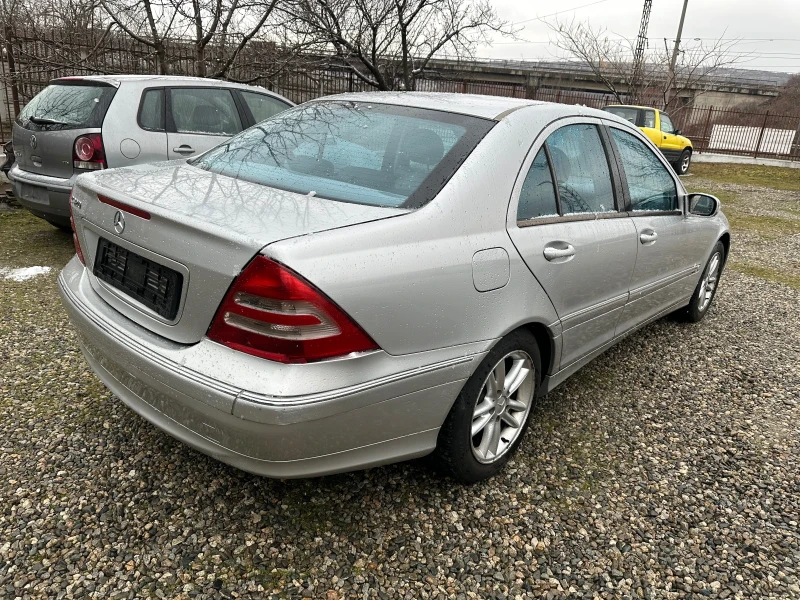 Mercedes-Benz C 320 i* Avantgarde* Автоматик* Кожа* Navi* , снимка 3 - Автомобили и джипове - 49164020