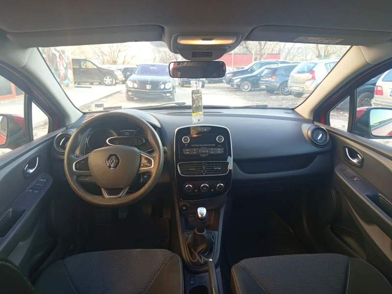 Renault Clio, снимка 6 - Автомобили и джипове - 49363105