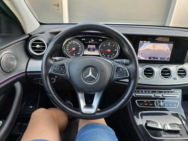 Mercedes-Benz E 220 cdi 194k.c* Led* 9G* 360 Камера* Аmbient* ЛИЗИНГ, снимка 10 - Автомобили и джипове - 50633383