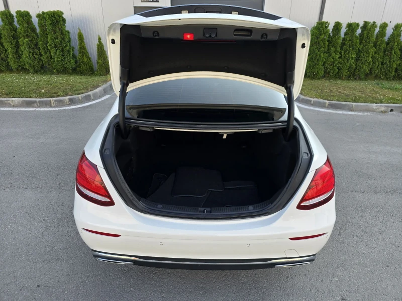 Mercedes-Benz E 220 cdi 194k.c* Led* 9G* 360 Камера* Аmbient* ЛИЗИНГ, снимка 17 - Автомобили и джипове - 50633383