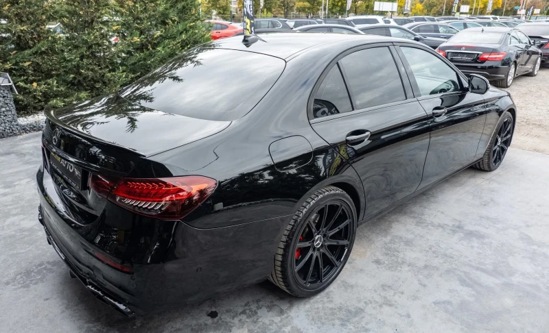 Mercedes-Benz E 220 D FULL 6.3 AMG BLACK LINE FACELIFT ЛИЗИНГ 100%, снимка 8 - Автомобили и джипове - 52083110