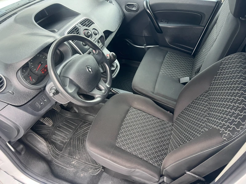 Renault Kangoo 1.5dCi 47000km, снимка 7 - Автомобили и джипове - 52567193