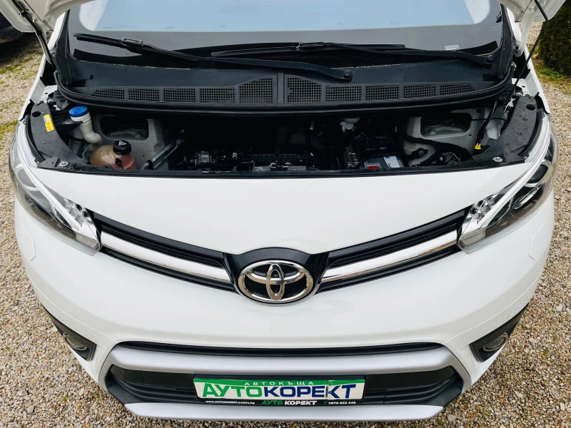 Toyota Proace City Verso 1.6 HDI NAVI-TOP-8 места, снимка 17 - Автомобили и джипове - 53231973