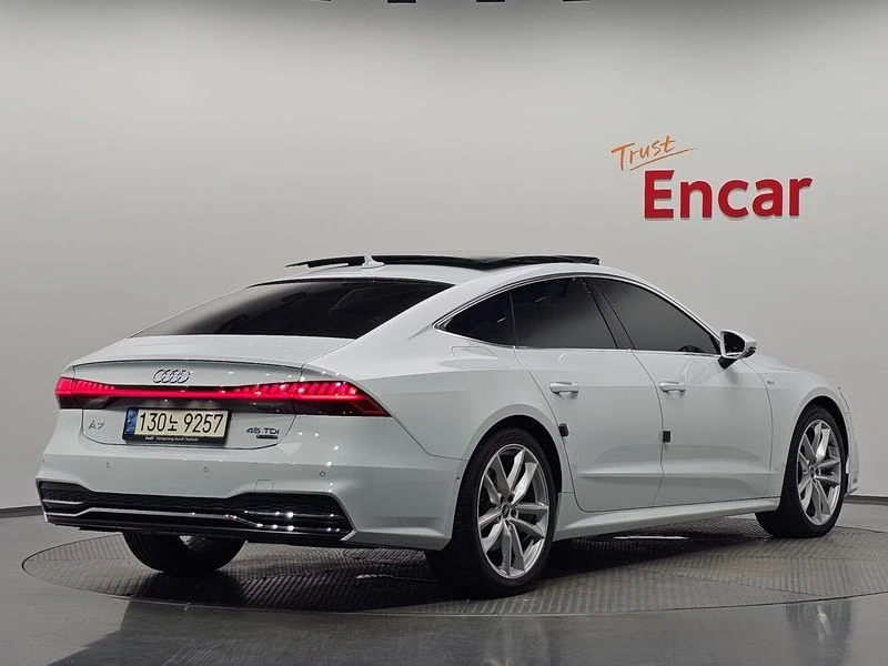 Audi A7 3.0 DMG Automatic, снимка 2 - Автомобили и джипове - 55959328