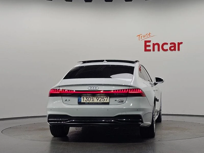 Audi A7 3.0 DMG Automatic, снимка 3 - Автомобили и джипове - 55959328