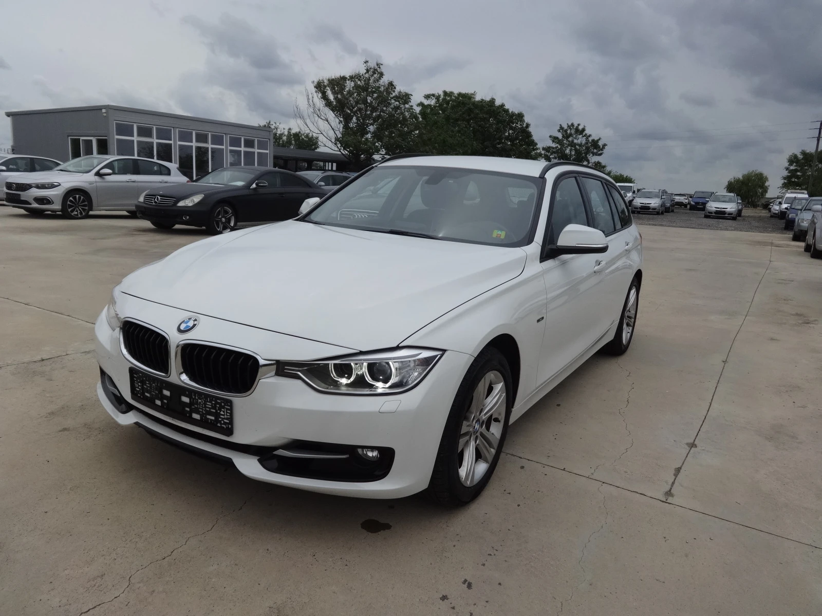 BMW 320 2.0i X-Drive - [1] 