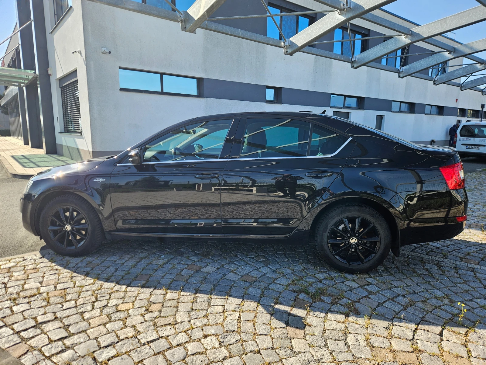 Skoda Octavia Laurin & Klement - изображение 5