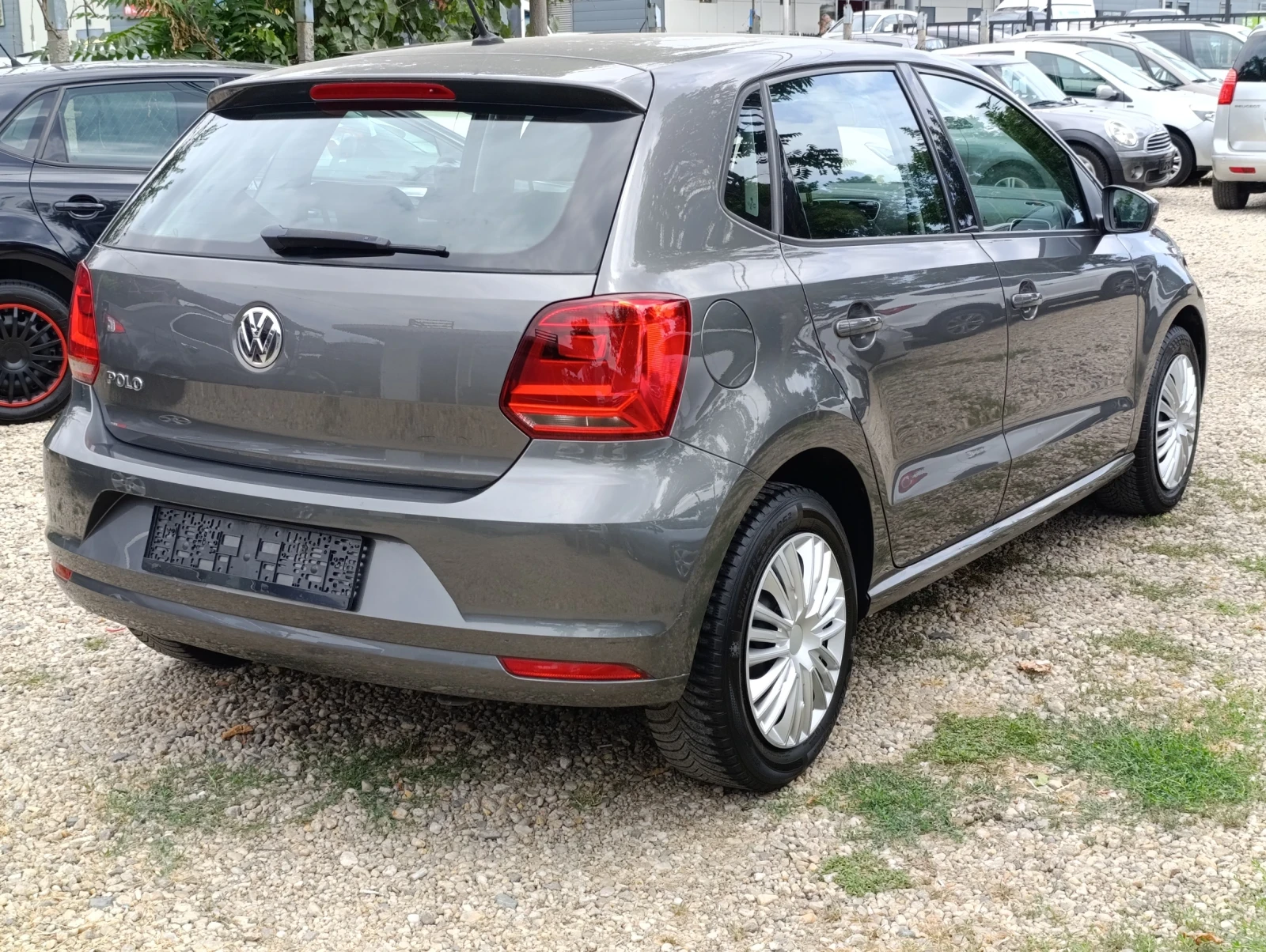 VW Polo  BENZIN - изображение 8