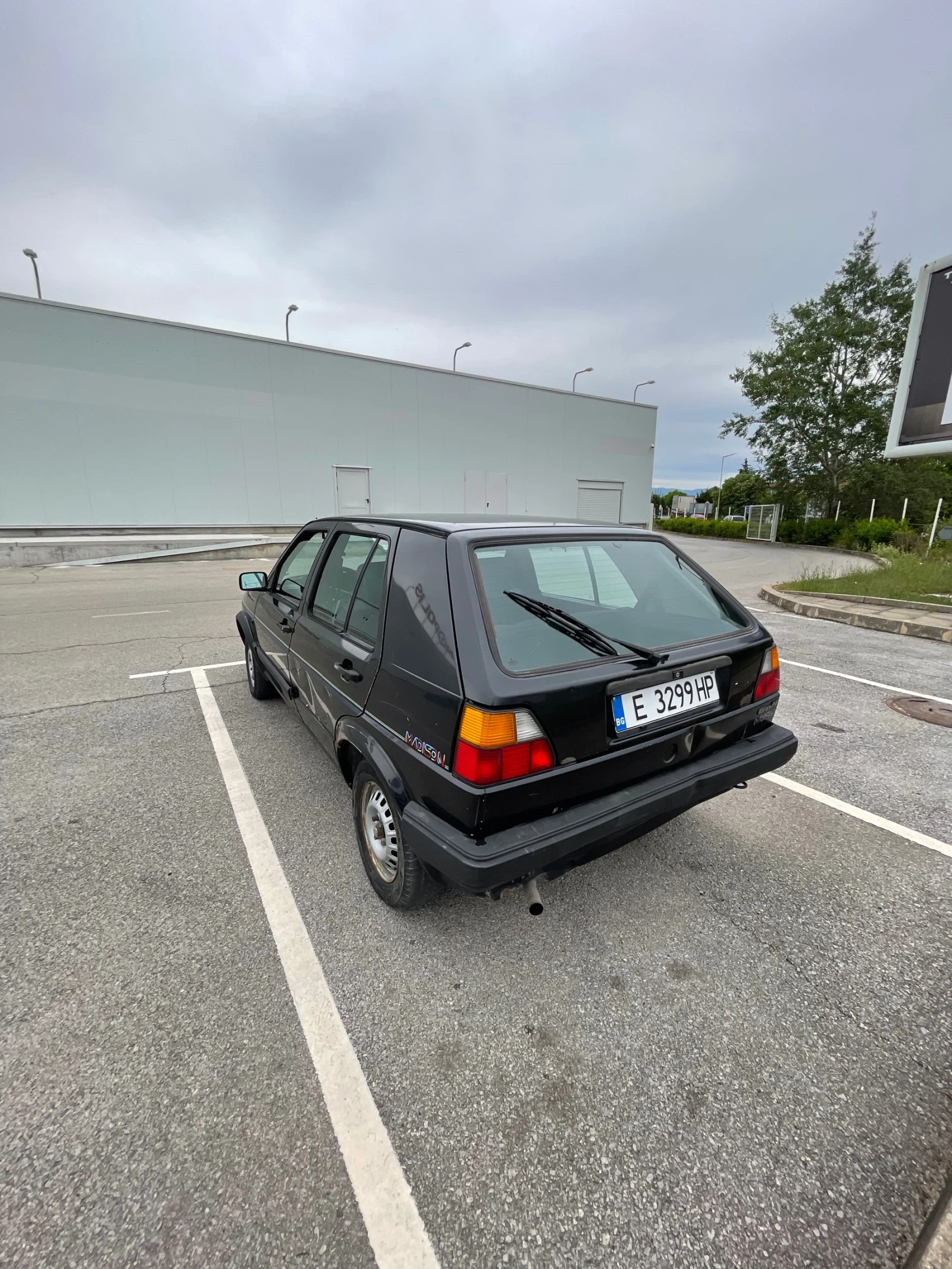 VW Golf 1.3 инжекцион - изображение 2