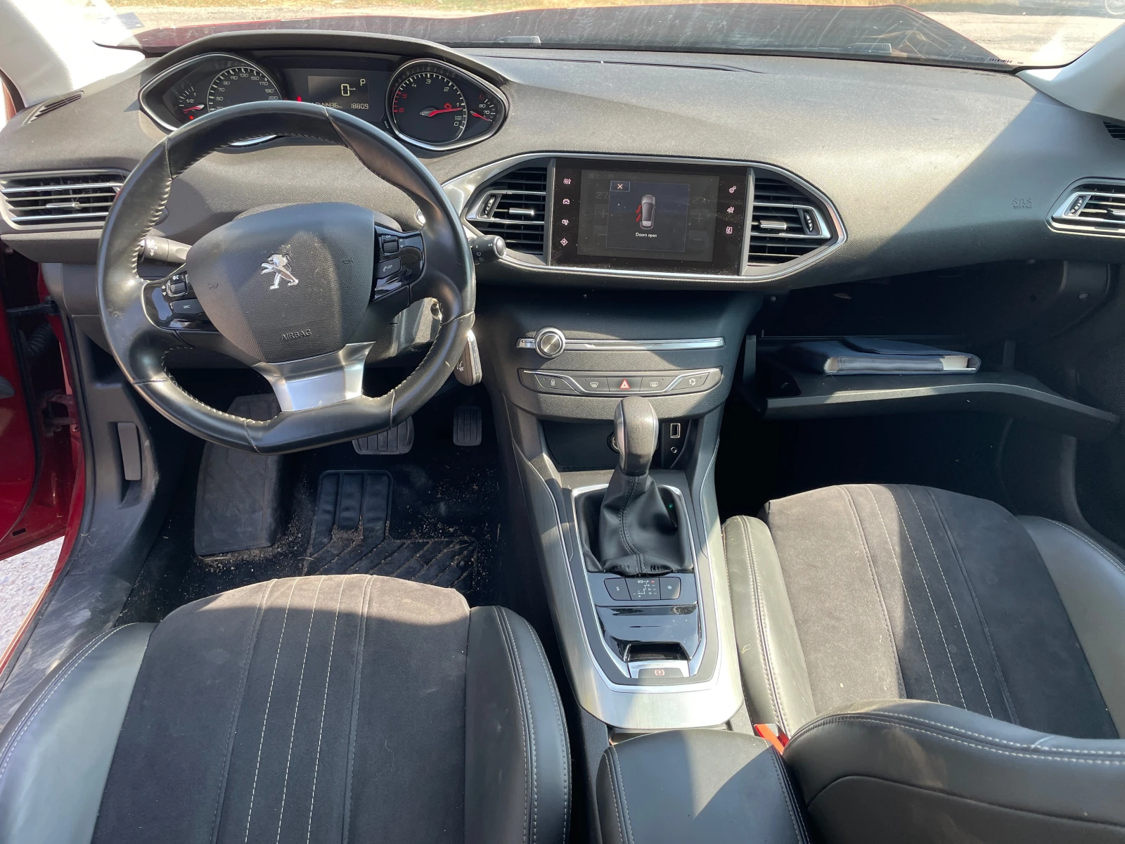 Peugeot 308 1.6 Blue HDI - изображение 10