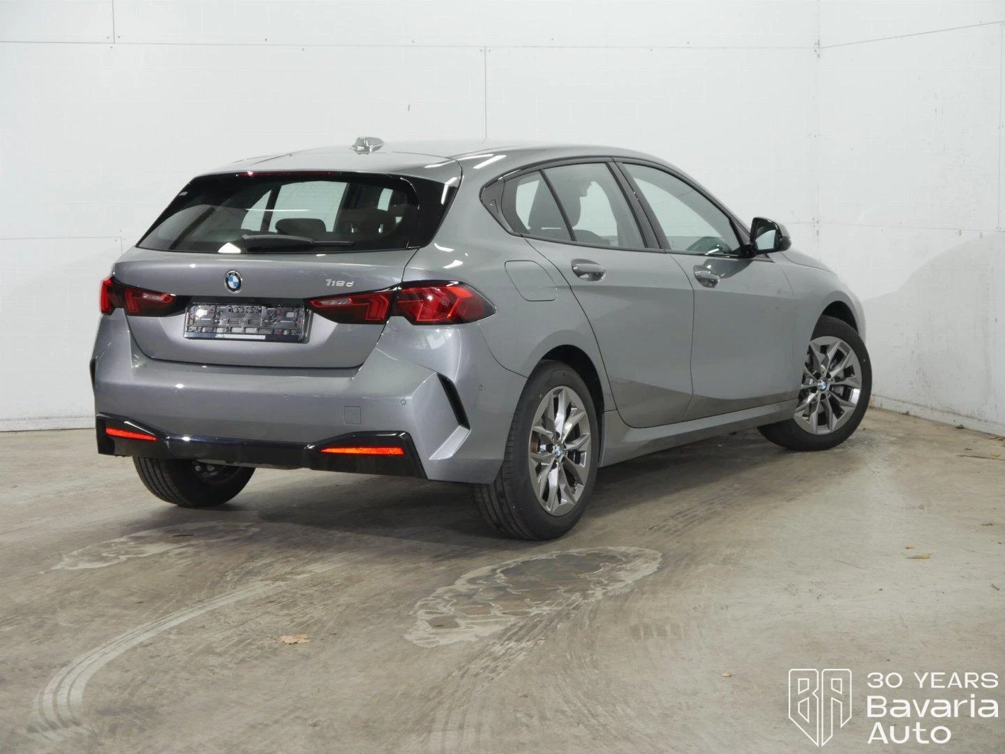 BMW 118  d Steptronic - изображение 3