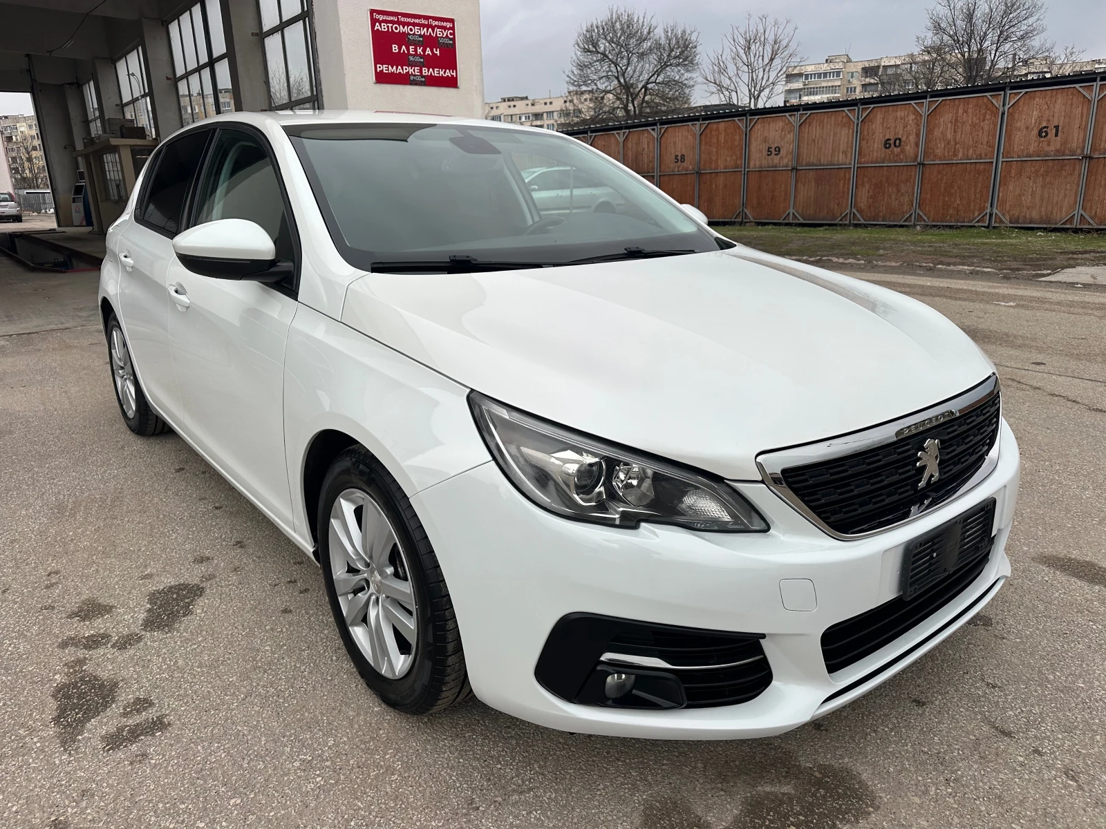 Peugeot 308 1.5HDI EAT8 Face Lift ������ | Mobile.bg � ����������� 9