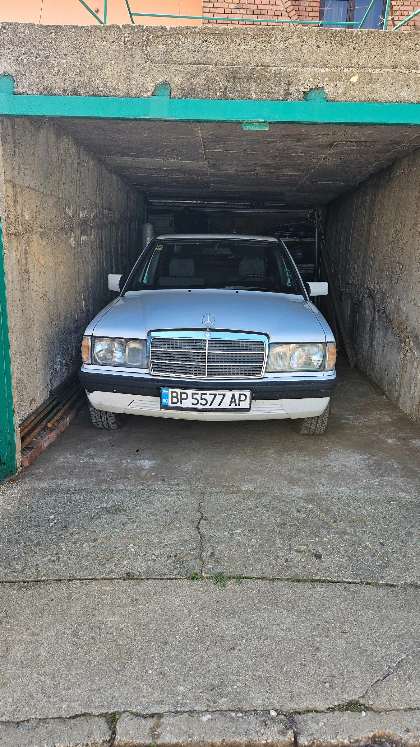 Mercedes-Benz 190 2.0D, снимка 14 - Автомобили и джипове - 53848894