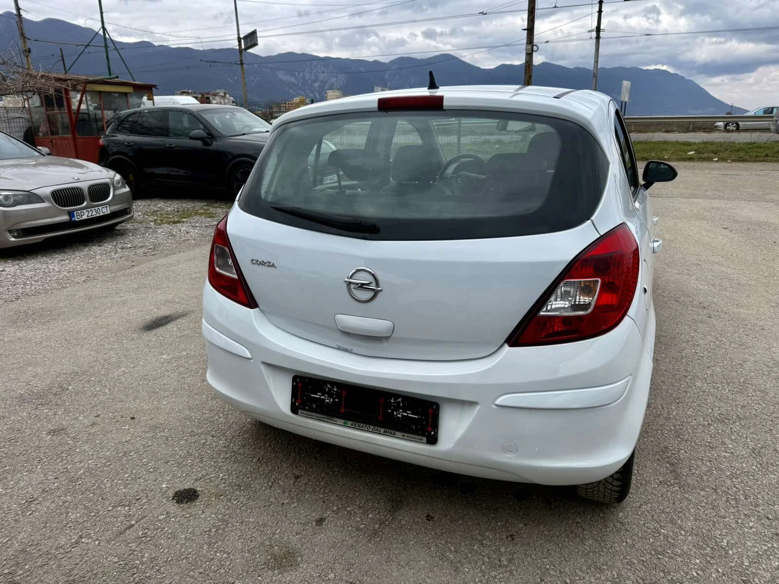 Opel Corsa 1.2i GAZ КОЖА, снимка 6 - Автомобили и джипове - 53900727
