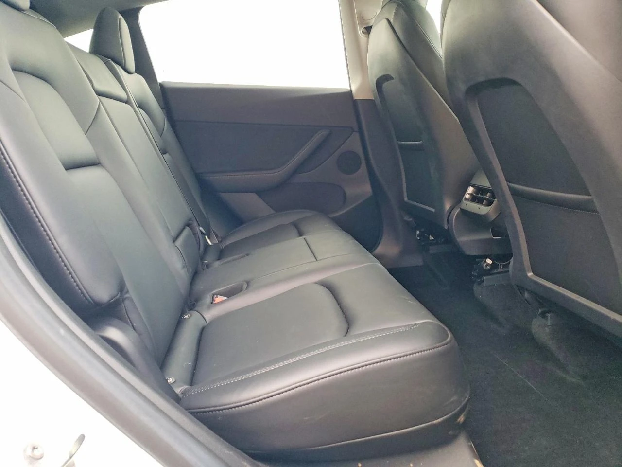 Tesla Model Y LONG RANGE DUAL MOTOR AWD, снимка 10 - Автомобили и джипове - 53987259