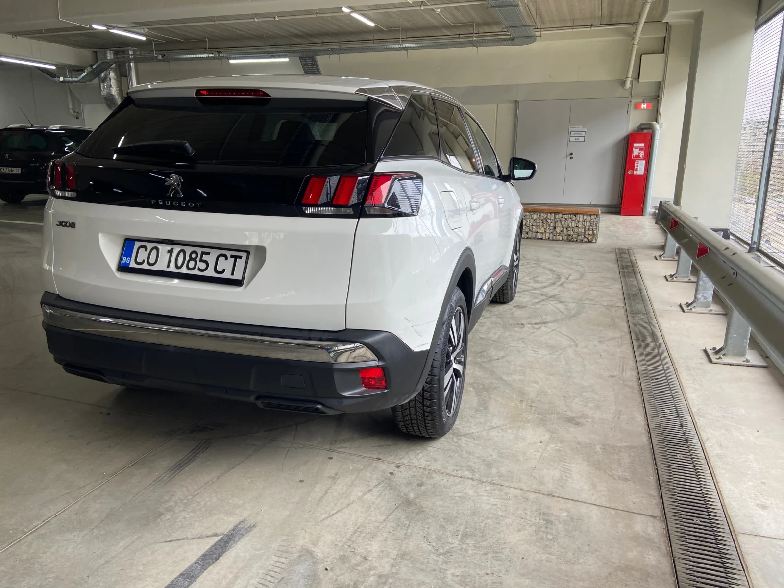 Peugeot 3008, снимка 4 - Автомобили и джипове - 54039221