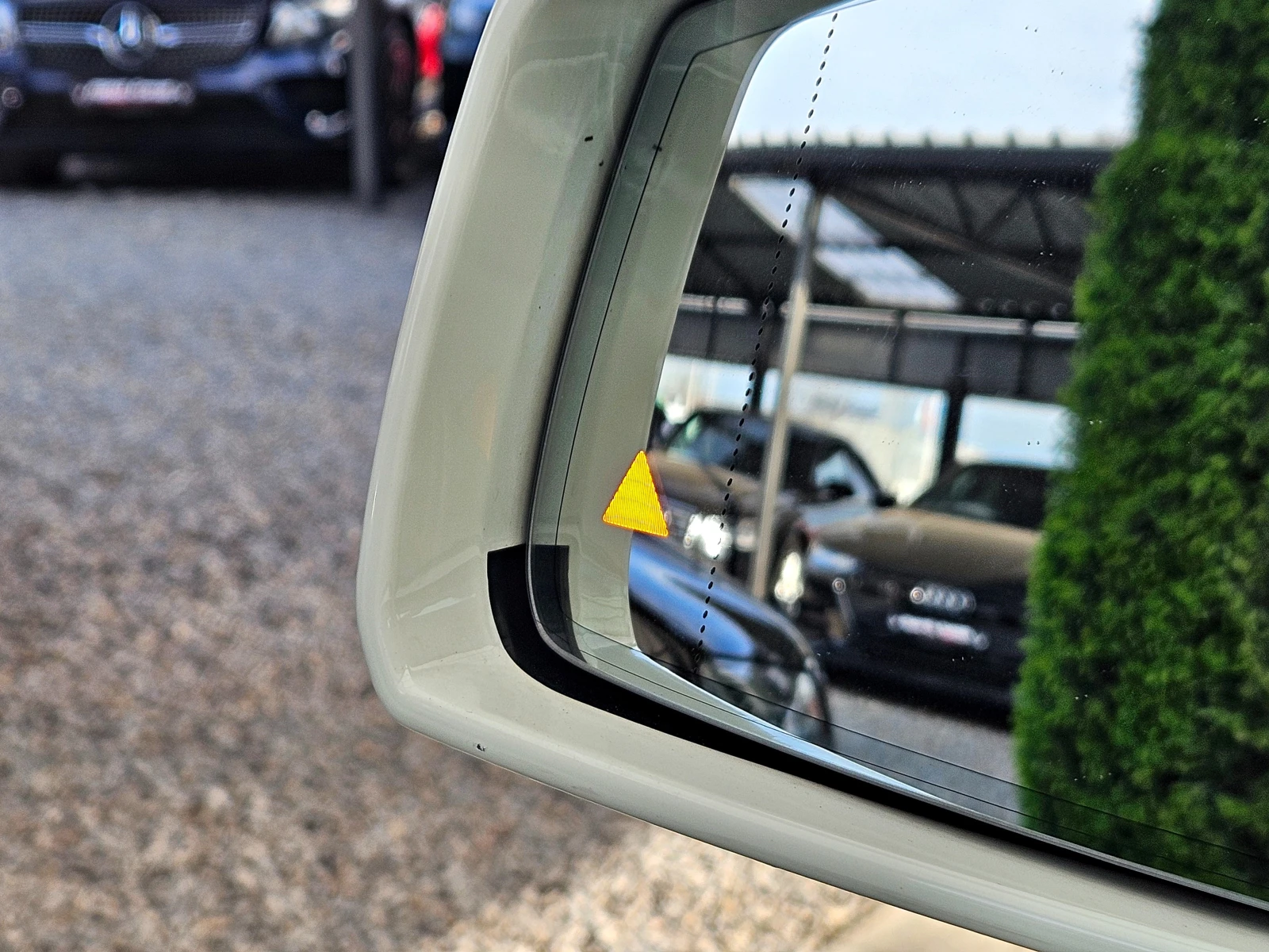 Mercedes-Benz B 200 AMG/GERMANY/CAMERA/LINE ASSYST/BLIND SPOT/F1/LIZIN, снимка 12 - Автомобили и джипове - 54055822