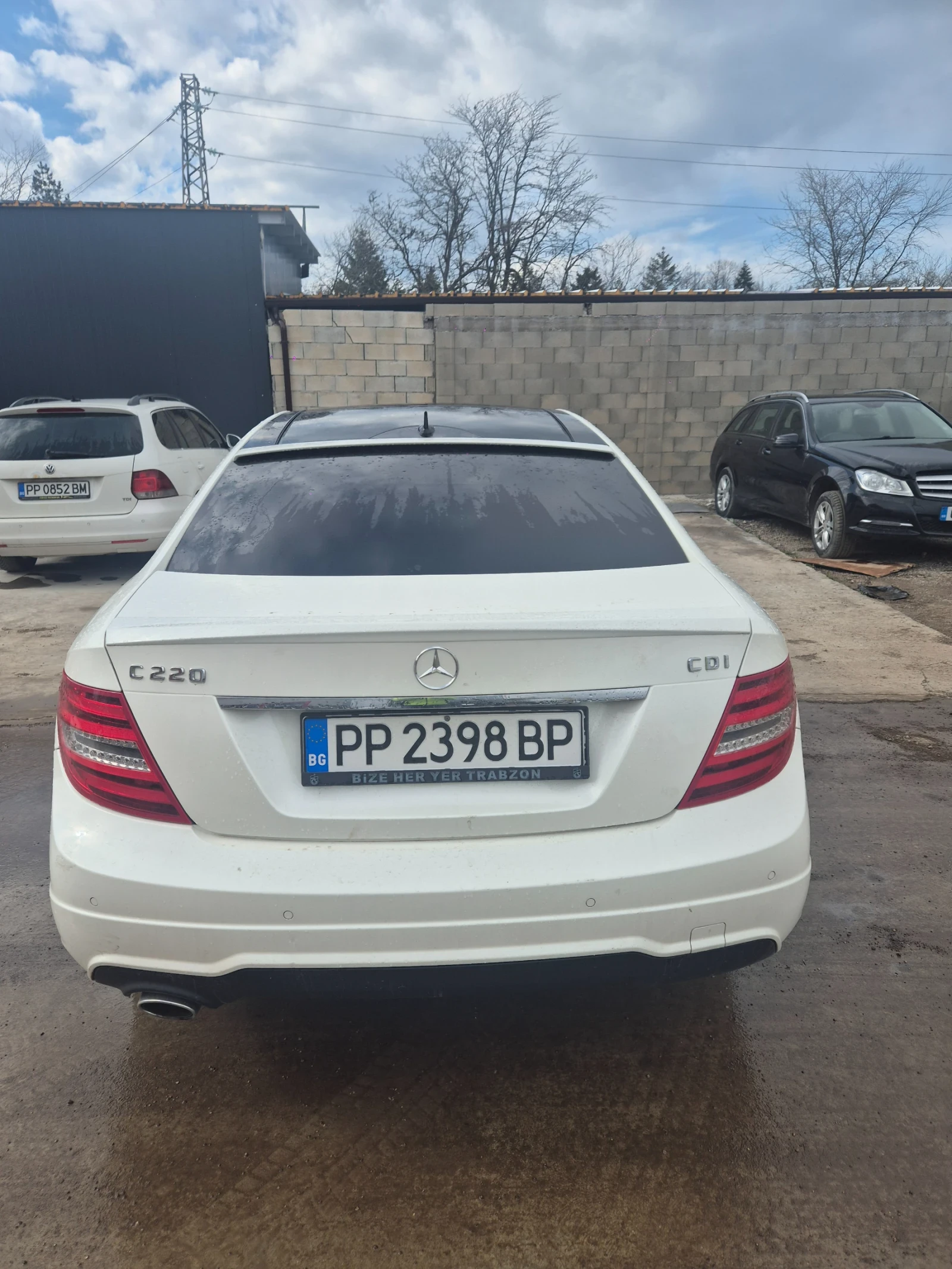Mercedes-Benz C 220, снимка 12 - Автомобили и джипове - 54108173
