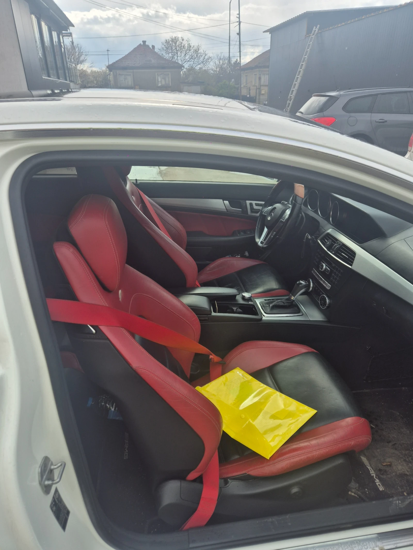 Mercedes-Benz C 220, снимка 14 - Автомобили и джипове - 54108173