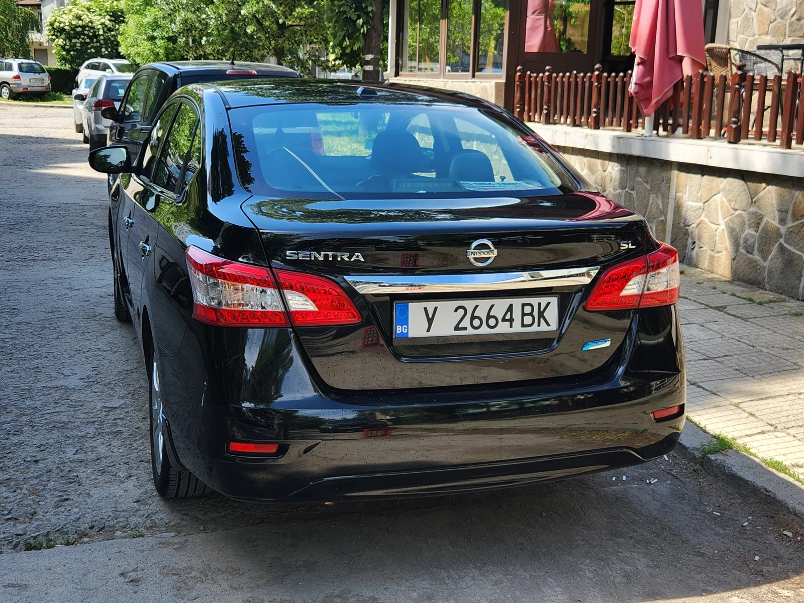 Nissan Sentra SL, снимка 2 - Автомобили и джипове - 54223470