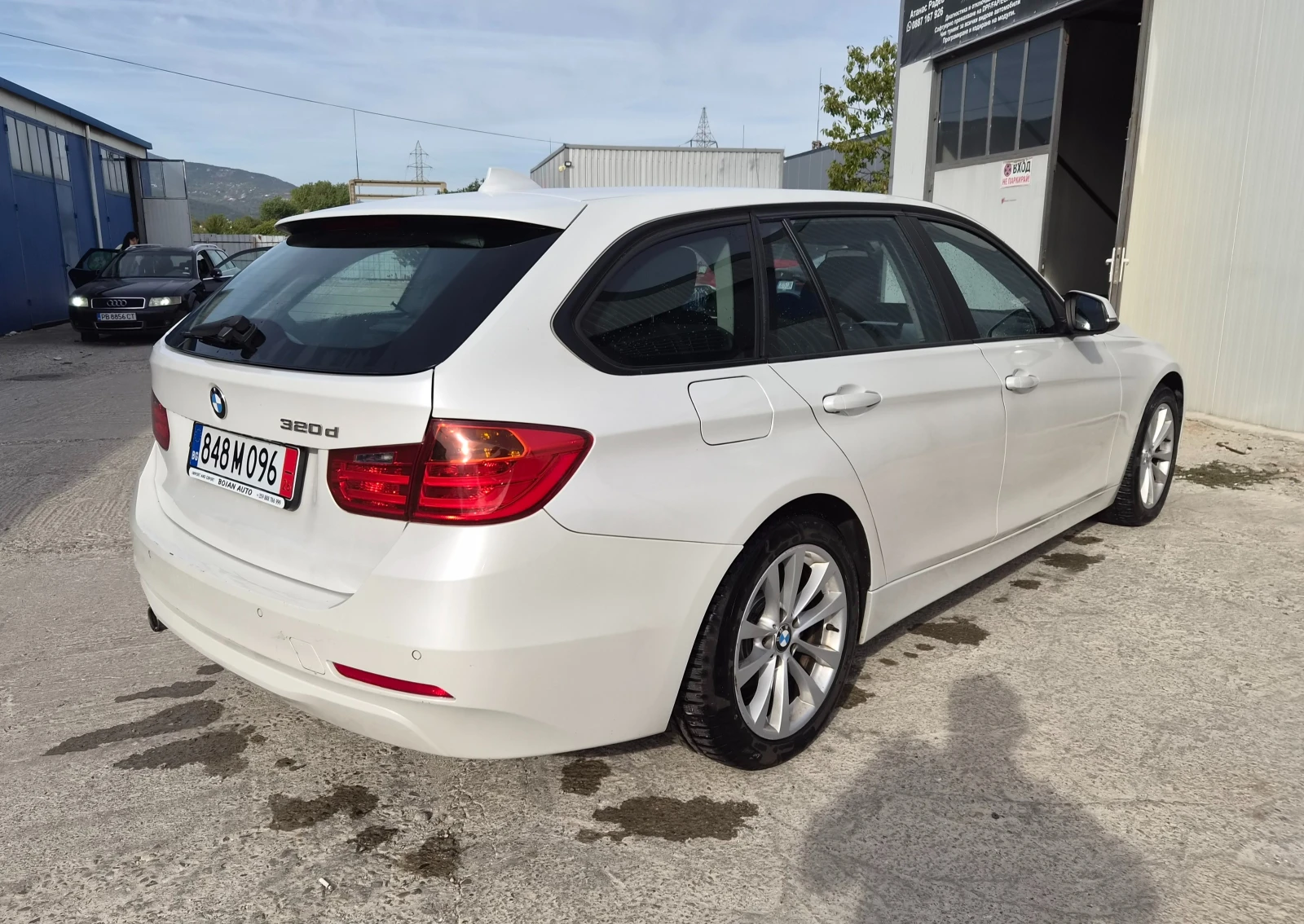 BMW 320 Евро-5, снимка 4 - Автомобили и джипове - 54305041