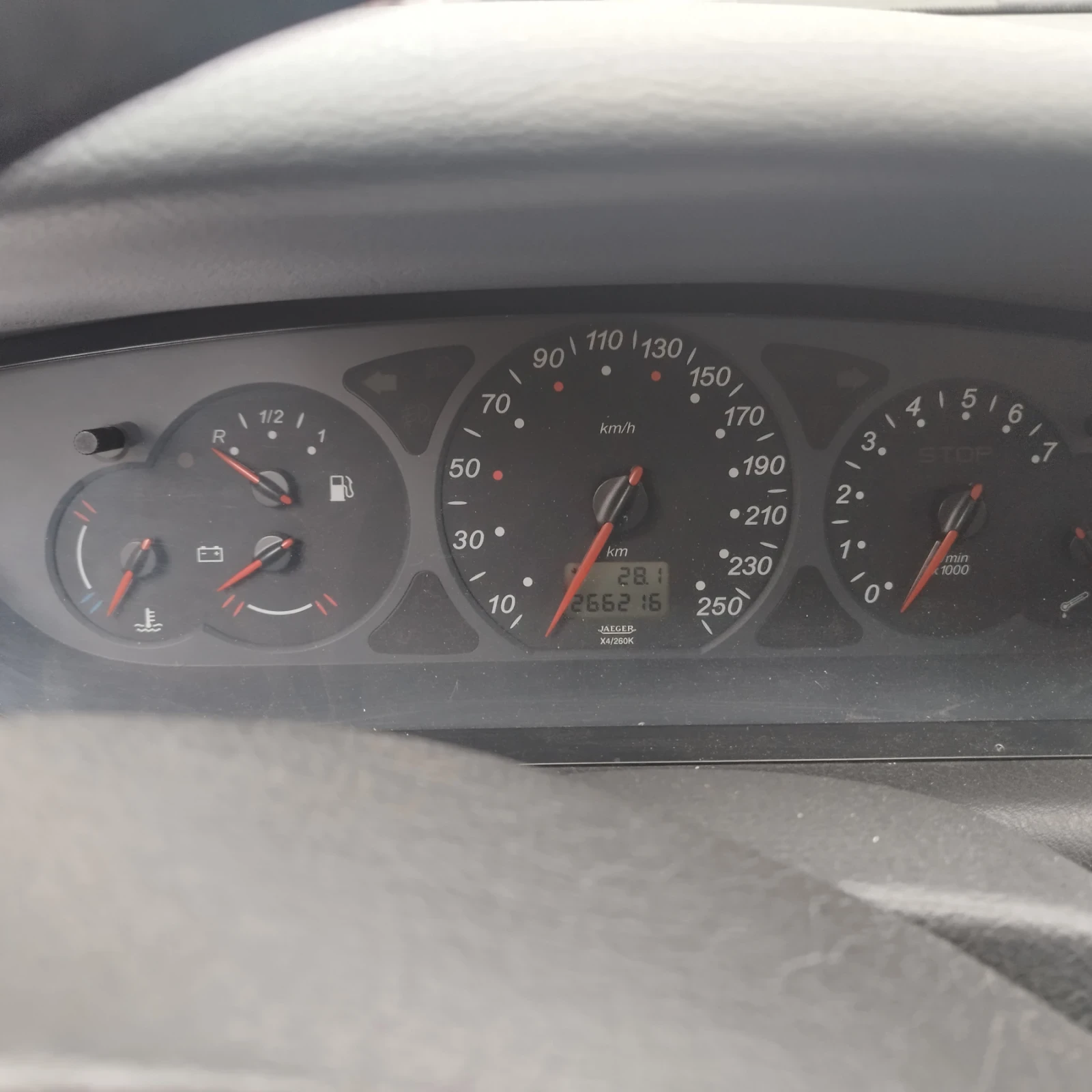 Citroen C5 2HDI, снимка 8 - Автомобили и джипове - 54370177