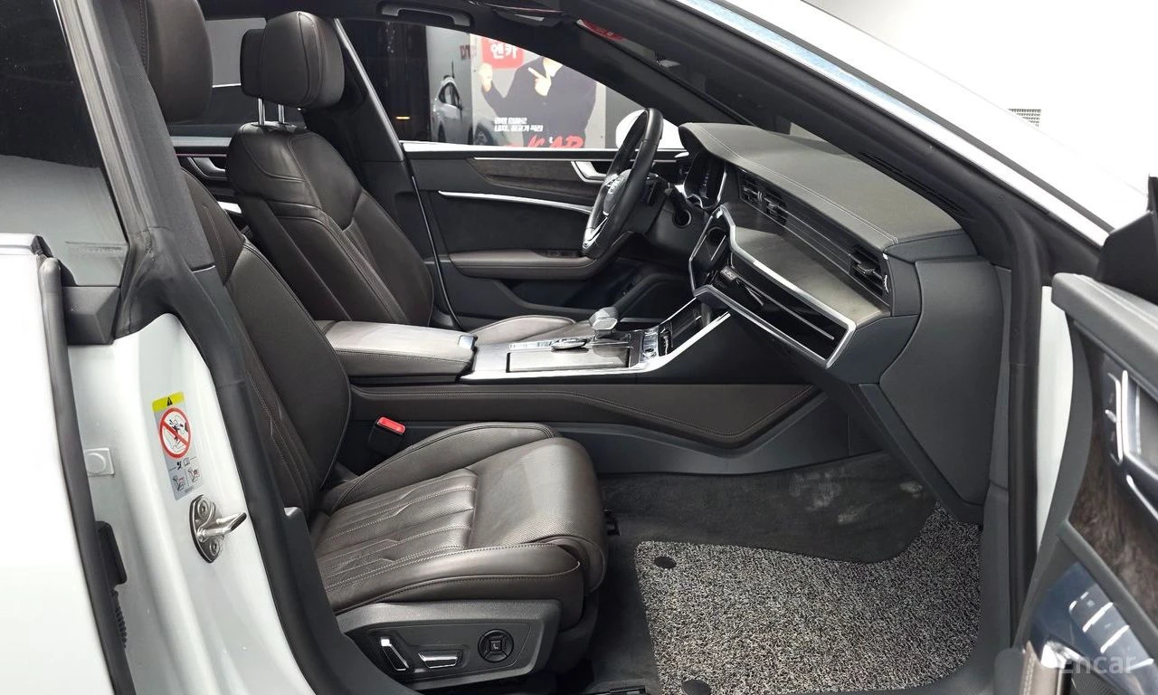 Audi A7 55 TFSI Quattro* BANG & OLUFSEN* HEAD-UP* 360 CAM*, снимка 7 - Автомобили и джипове - 54639496