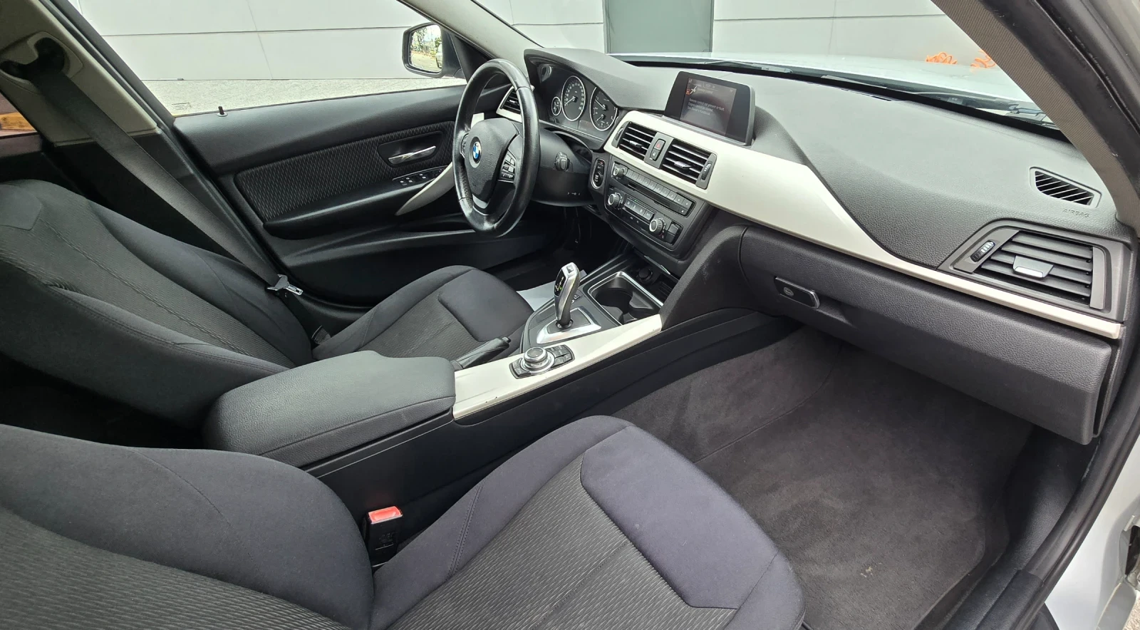BMW 320, снимка 7 - Автомобили и джипове - 54776683