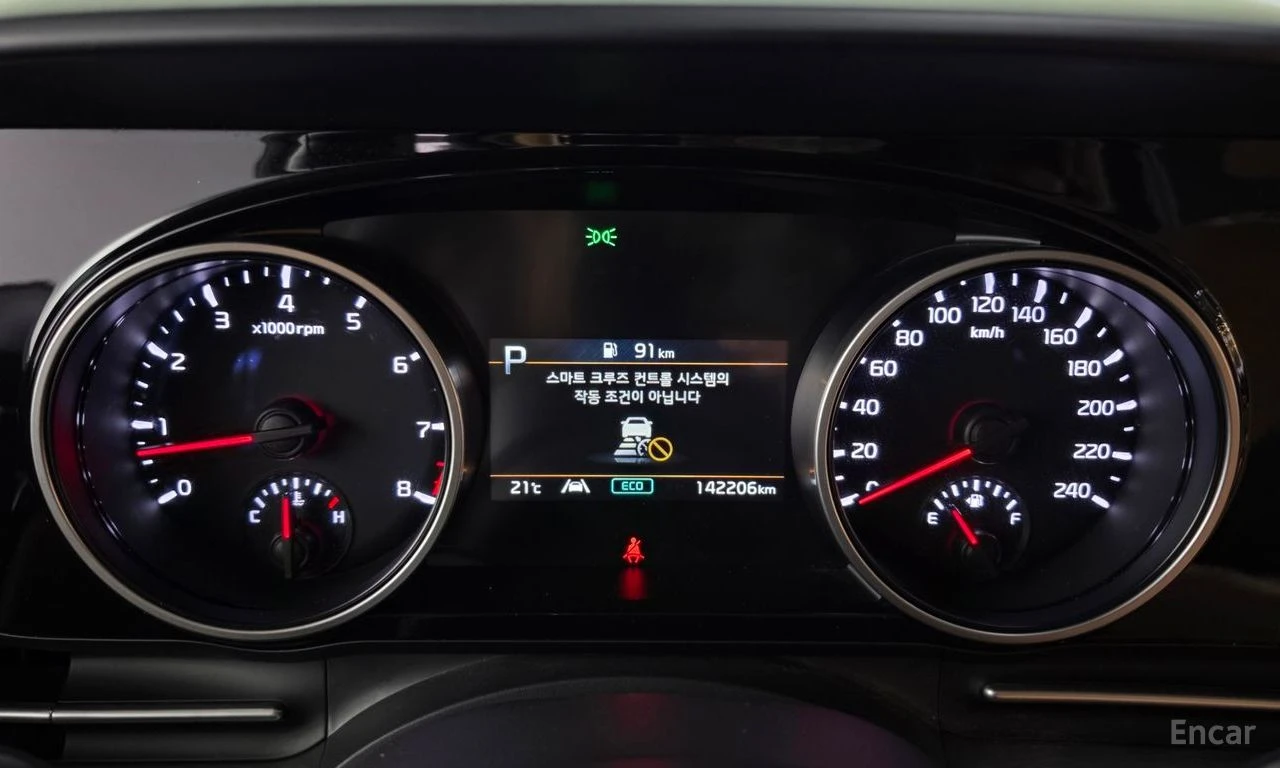 Kia Carnival Noblesse* DISTRONIC* ПОДГРЕВ* ОБДУХВАНЕ* , снимка 10 - Автомобили и джипове - 54871093
