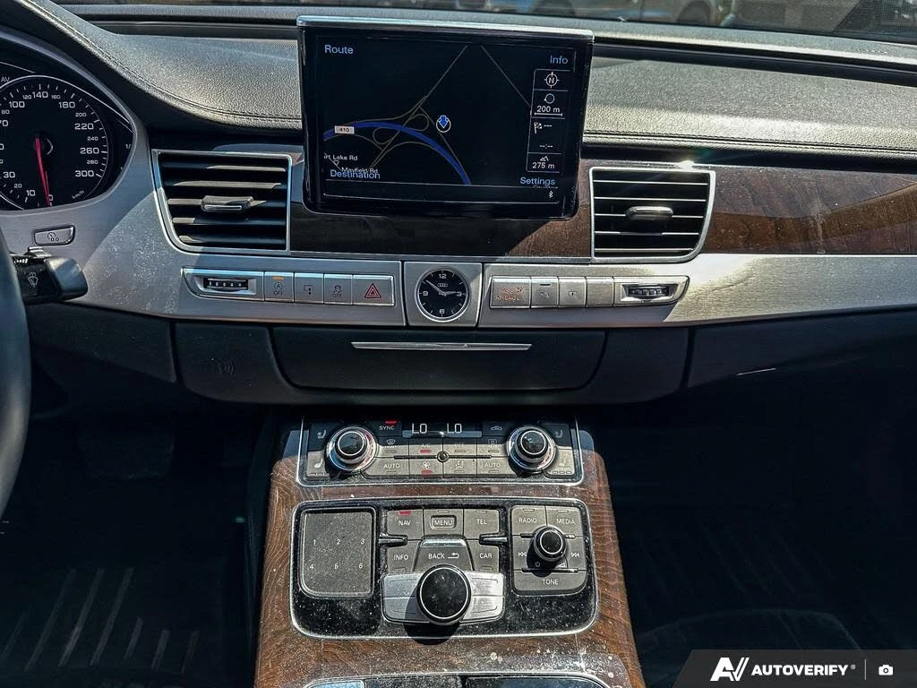 Audi A8 4.0T* quattro* АвтоКредит* (ЦЕНА ДО БГ), снимка 15 - Автомобили и джипове - 54918199