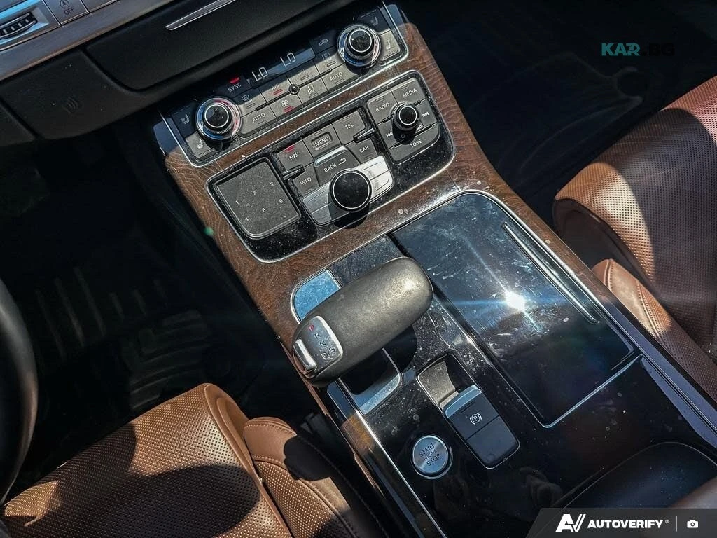 Audi A8 4.0T* quattro* АвтоКредит* (ЦЕНА ДО БГ), снимка 12 - Автомобили и джипове - 54918199