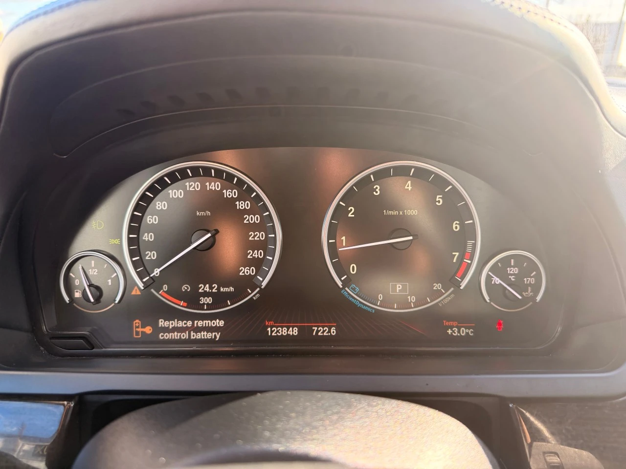 BMW 750 xDrive* АвтоКредит* (ЦЕНА ДО БГ), снимка 11 - Автомобили и джипове - 54935232
