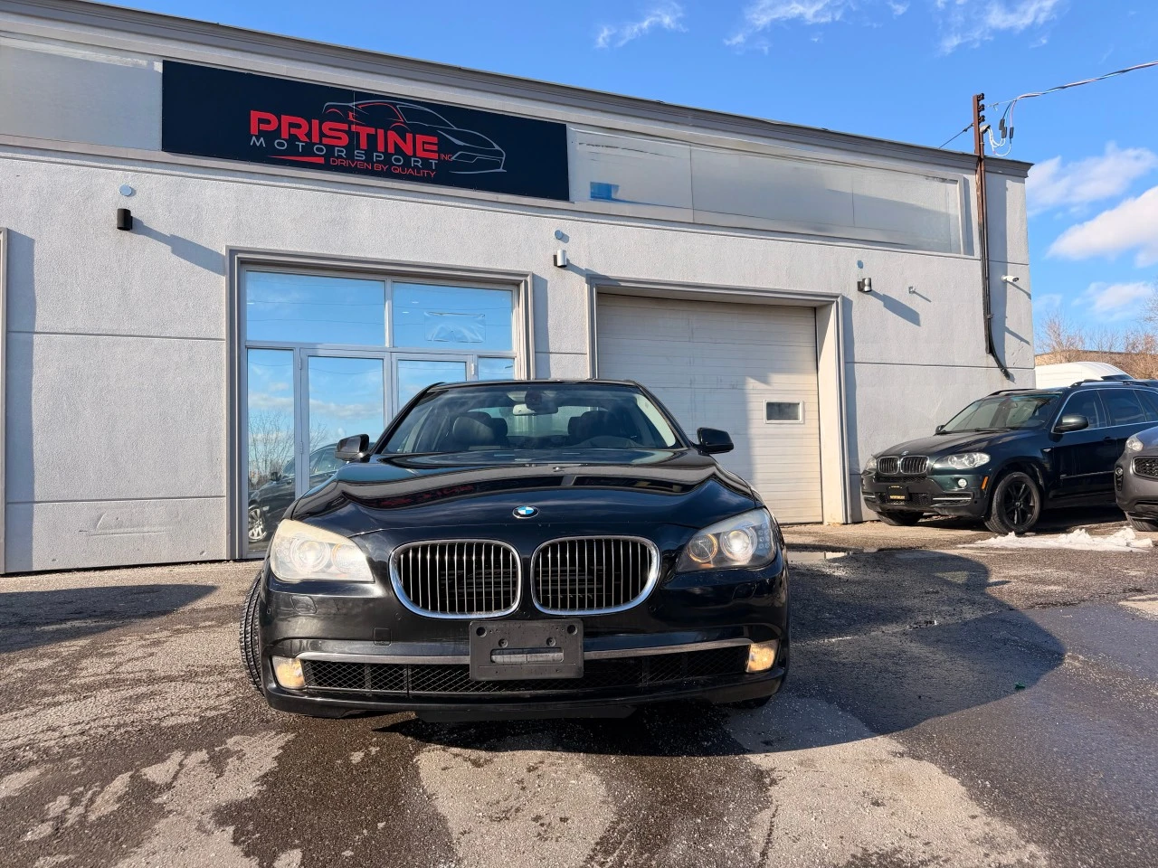BMW 750 xDrive* АвтоКредит* (ЦЕНА ДО БГ), снимка 2 - Автомобили и джипове - 54935232