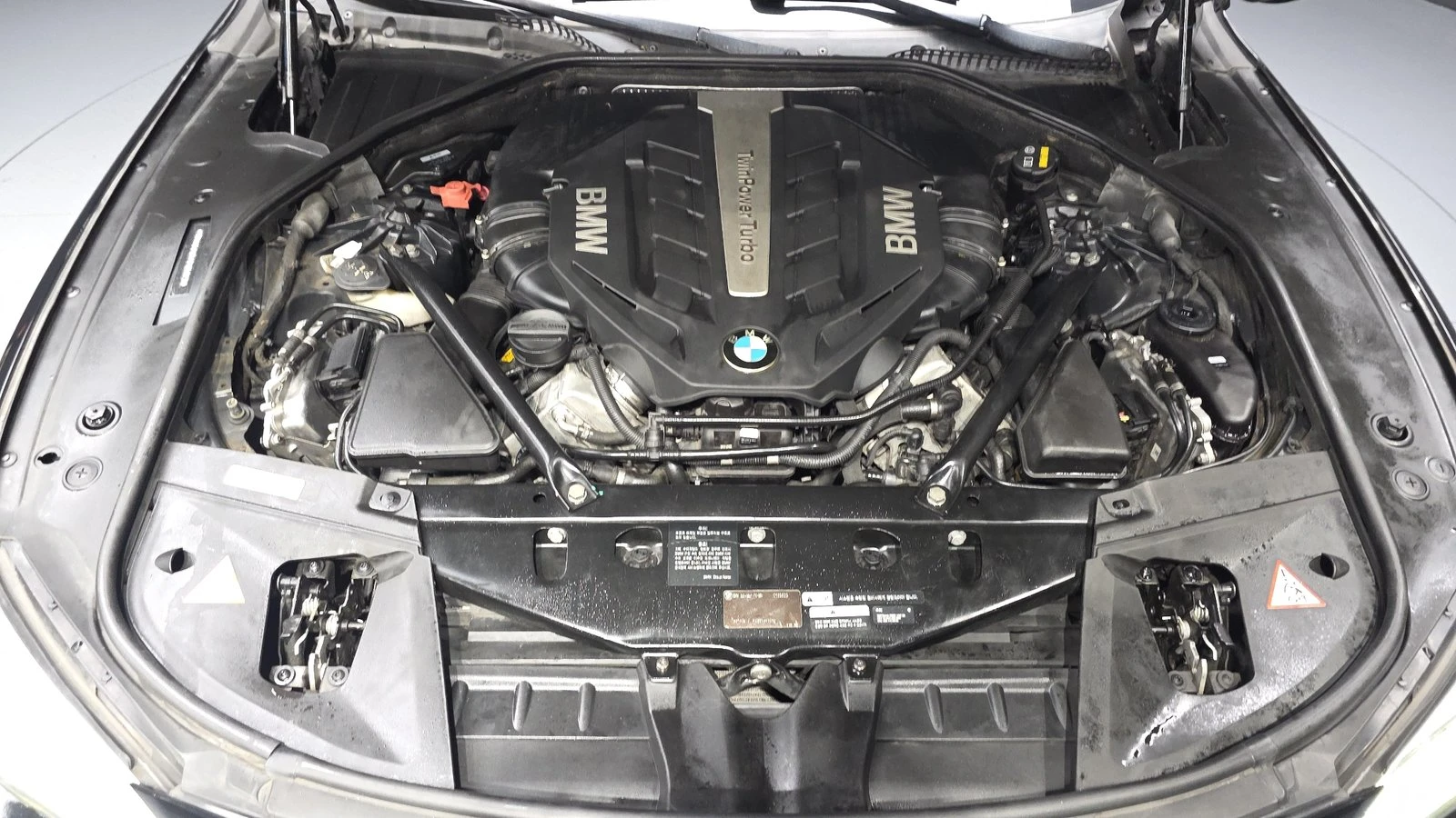 BMW 750 ���* ���������* HUD* 360* SOFT CLOSE* ������ ���� | Mobile.bg � ����������� 6