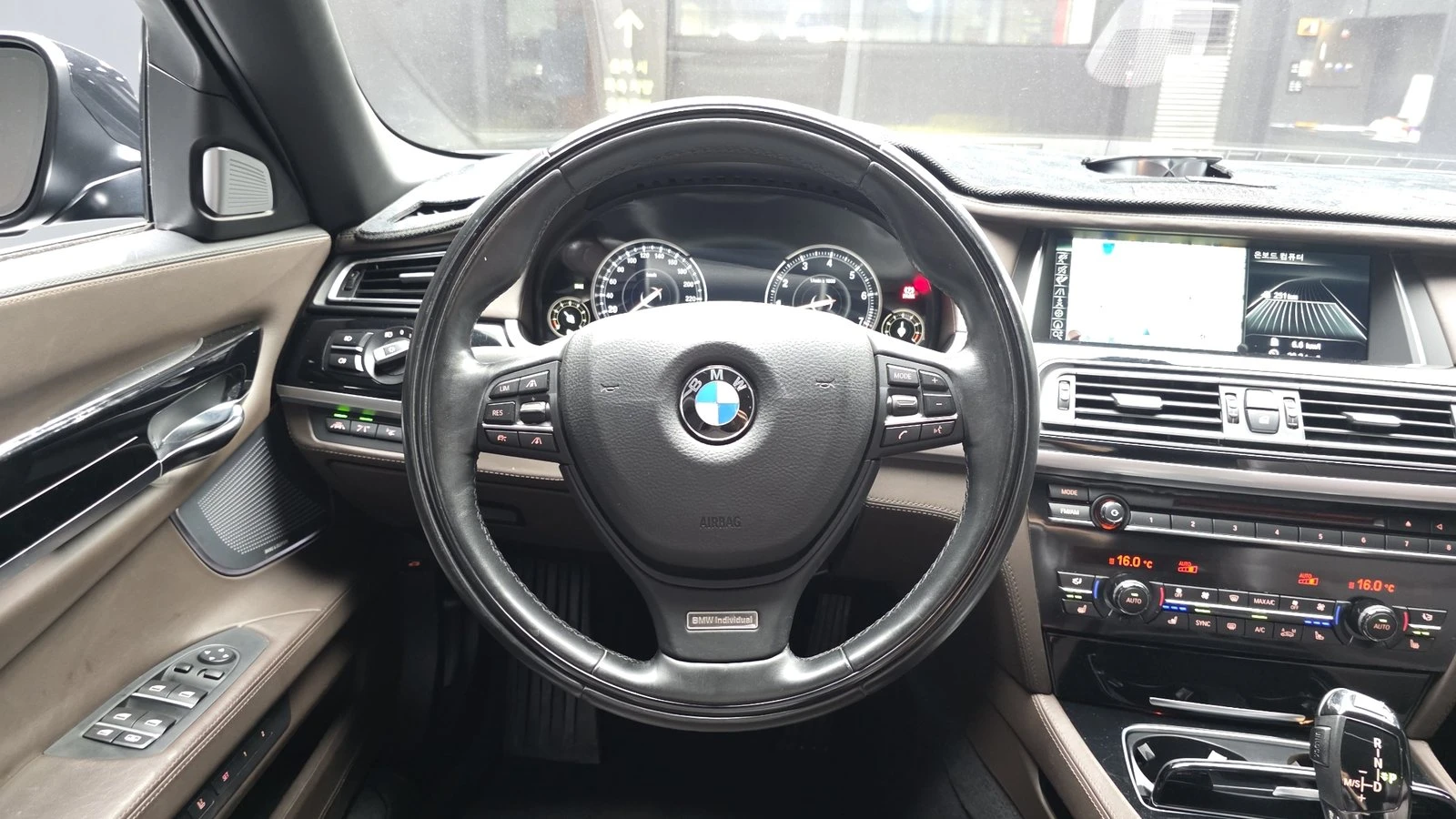 BMW 750 ���* ���������* HUD* 360* SOFT CLOSE* ������ ���� | Mobile.bg � ����������� 14