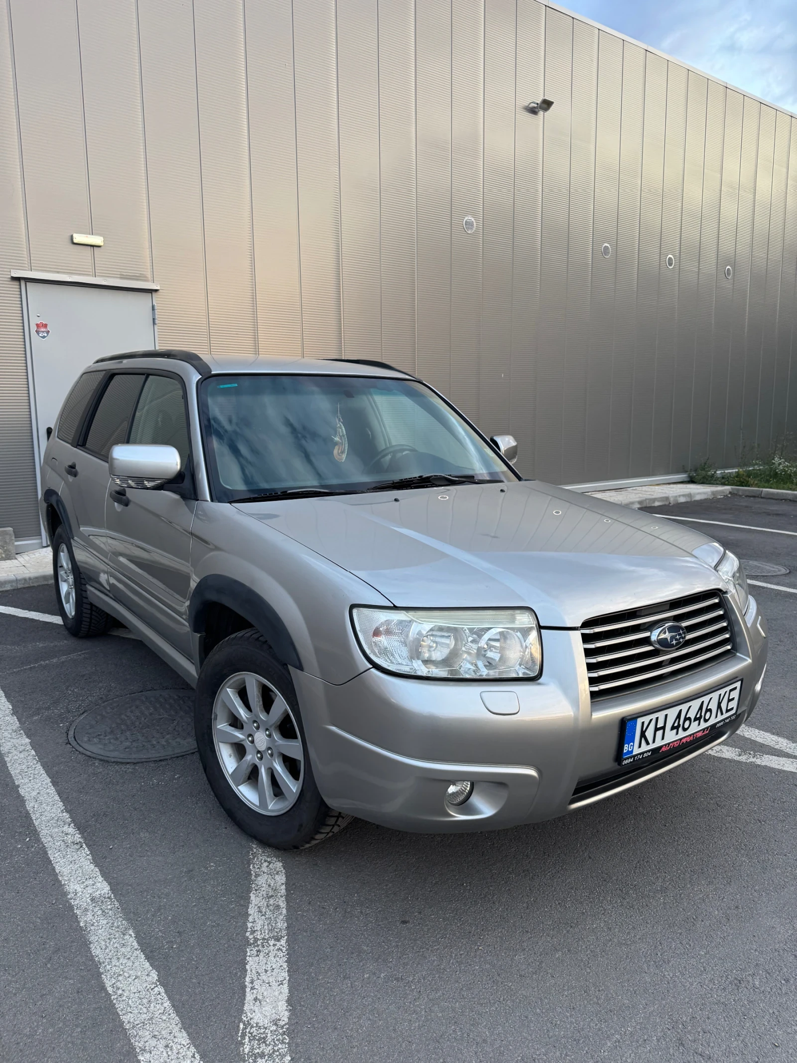 Subaru Forester 2.0 ГАЗ/БЕНЗИН 4x4, снимка 3 - Автомобили и джипове - 55425170