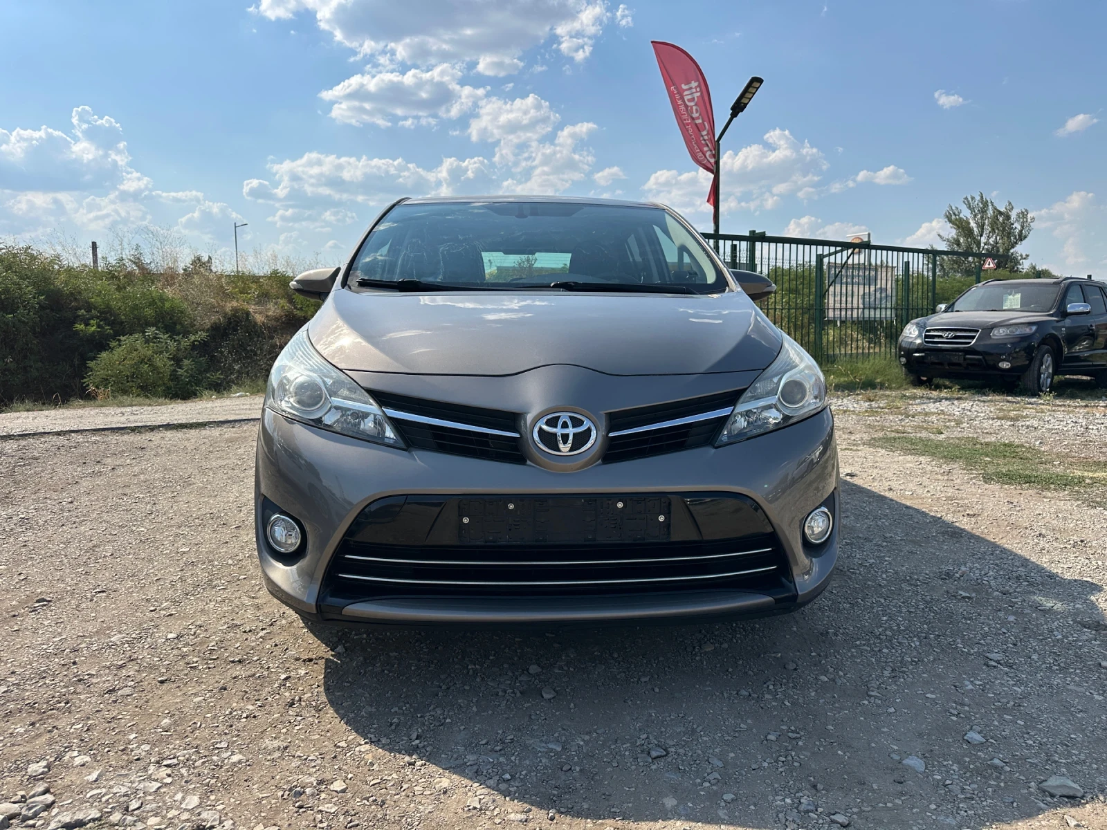 Toyota Verso 1.8-2014-FACELIFT-����-����-1�-�������� | Mobile.bg � ����������� 8