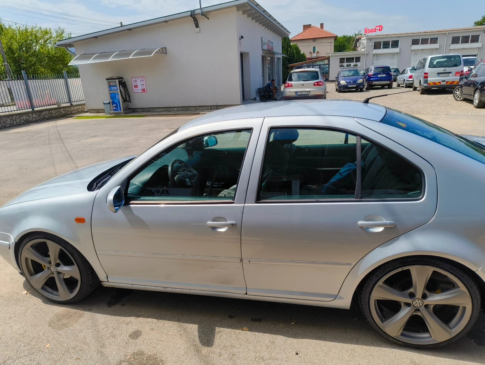 VW Bora, снимка 8 - Автомобили и джипове - 55656194