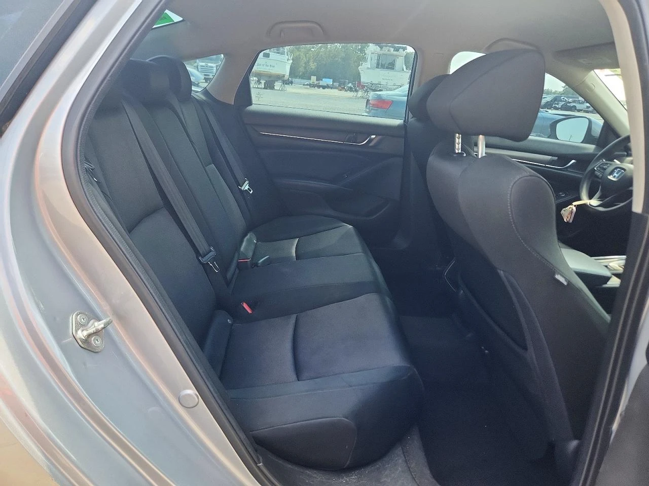 Honda Accord 1.5l Lx, снимка 10 - Автомобили и джипове - 56151824