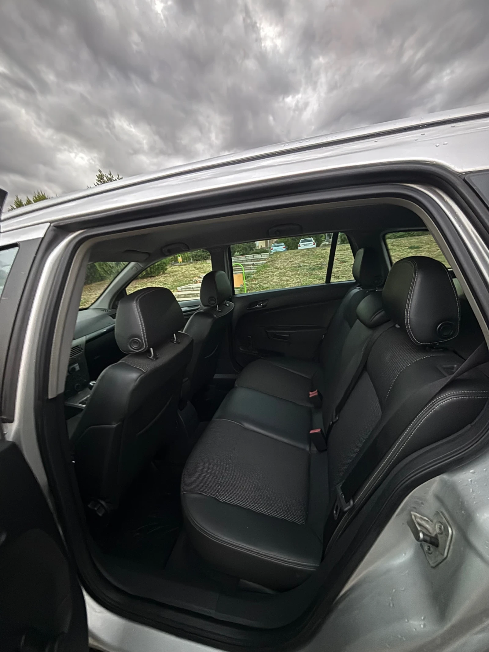 Opel Astra H Cosmo, снимка 8 - Автомобили и джипове - 56628057