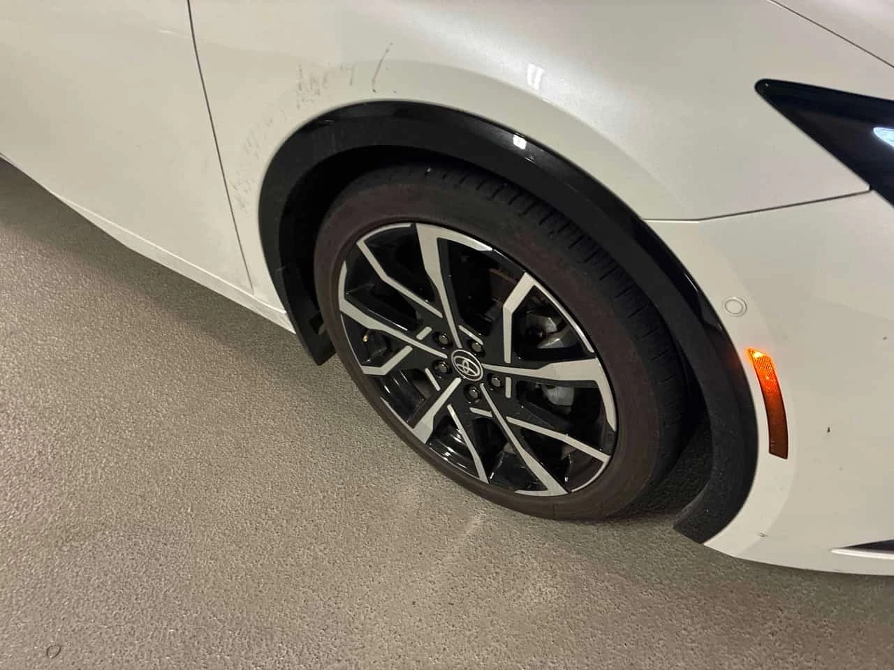 Toyota Prius Plug-in Hybrid / Carfax / ����������������  | Mobile.bg � ����������� 7