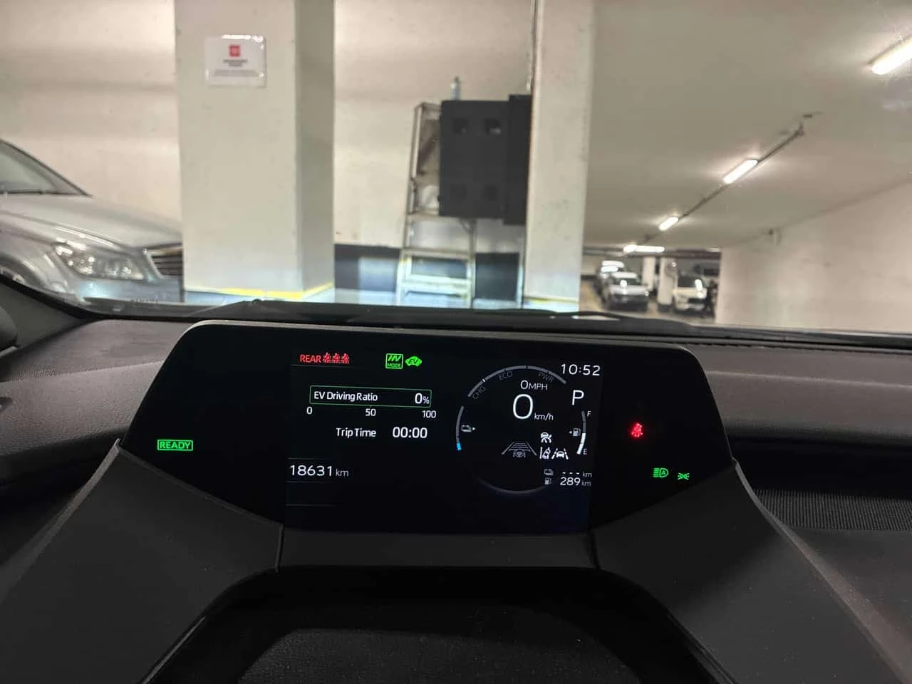 Toyota Prius Plug-in Hybrid / Carfax / ����������������  | Mobile.bg � ����������� 8