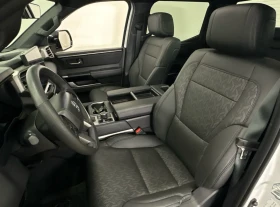 Toyota Tundra LIMITED | CREWMAX | ЕДИН СОБСТВЕНИК, снимка 10